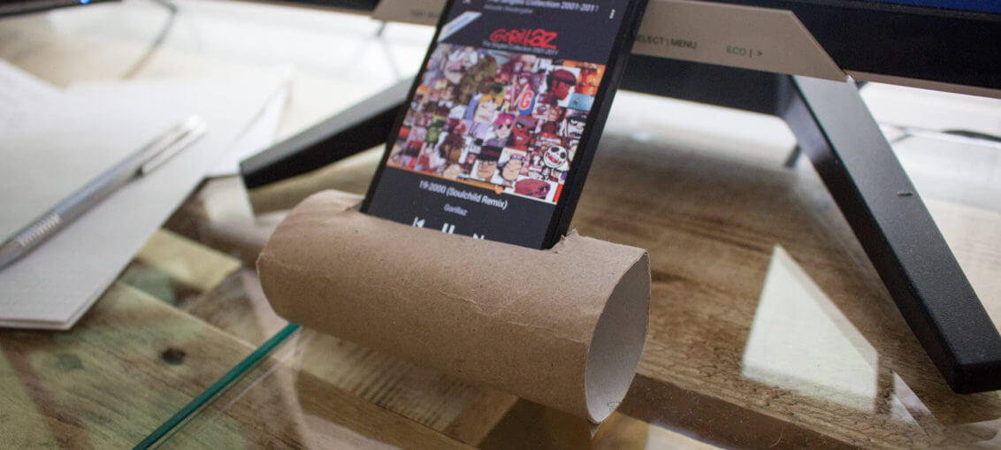 Lifehack Smartphone Boxen Klopapier